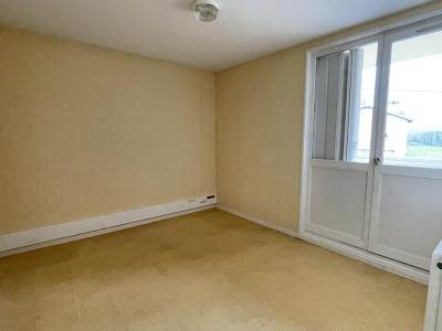 Louer Commerce Saint-etienne-du-bois 5580 euros