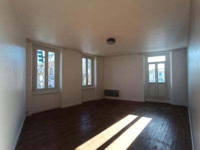 For rent Revel 2 rooms 62 m2 Haute garonne (31250) photo 0