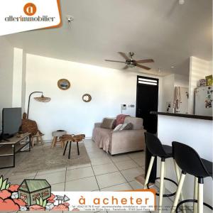 For sale Saint-pierre 2 rooms Reunion (97410) photo 0