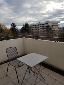 For rent Sainte-foy-les-lyon 1 room 34 m2 Rhone (69110) photo 0