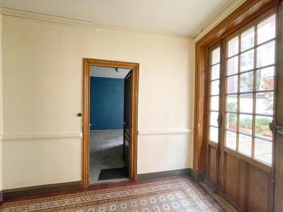 Acheter Local commercial Paris-18eme-arrondissement 194000 euros