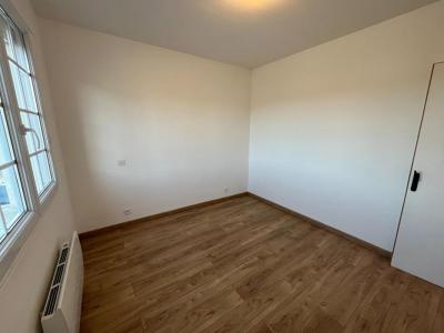 For rent Sables-d'olonne 2 rooms 36 m2 Vendee (85100) photo 3