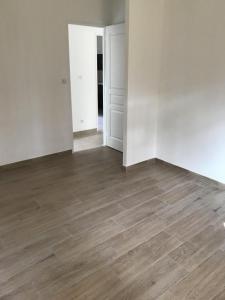 For sale Saint-pantaleon-de-larche 4 rooms 80 m2 Correze (19600) photo 3