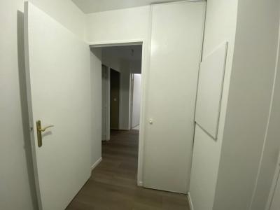 For rent Pavillons-sous-bois 3 rooms 59 m2 Seine saint denis (93320) photo 2