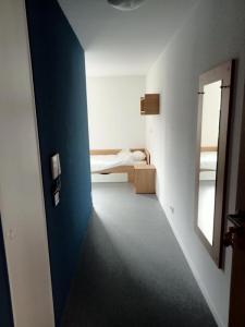 For rent Oyonnax 1 room 19 m2 Ain (01100) photo 0