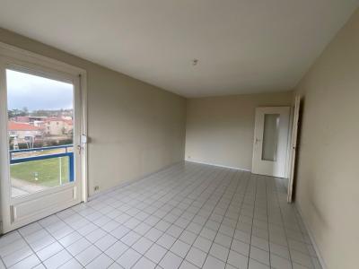 For sale Saint-just-saint-rambert 2 rooms 52 m2 Loire (42170) photo 2