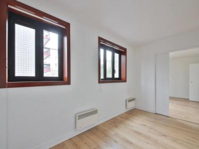 Acheter Appartement Issy-les-moulineaux 242000 euros