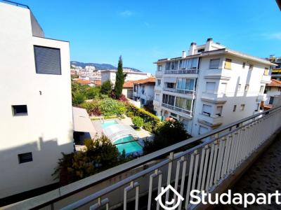 Louer Appartement 15 m2 Nice