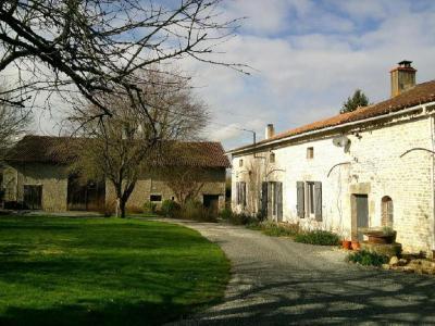 For sale 6 rooms 172 m2 Vienne (86400) photo 0