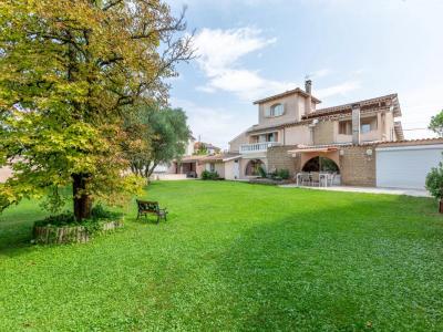 Annonce Vente 6 pi�ces Maison Vaulx-en-velin 69