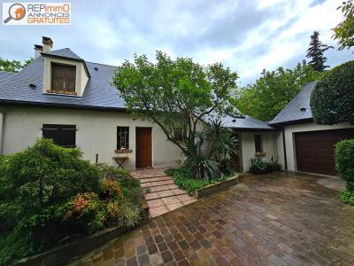 For rent Evry 5 rooms 193 m2 Essonne (91000) photo 0