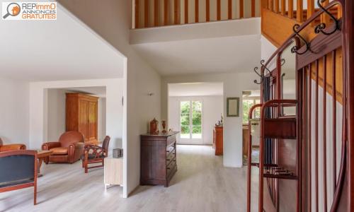 For rent Montauban 5 rooms 168 m2 Tarn et garonne (82000) photo 2