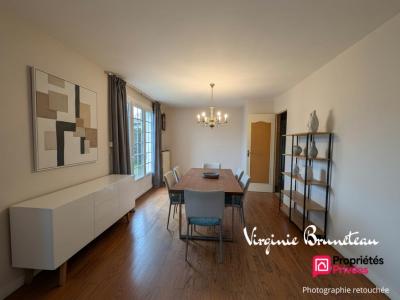 For sale Saint-medard-en-jalles 4 rooms 73 m2 Gironde (33160) photo 0