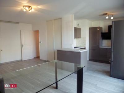 For rent Franconville 3 rooms 65 m2 Val d'Oise (95130) photo 2