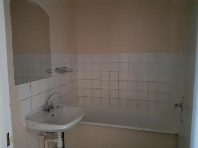 Louer Appartement Saint-loup-sur-semouse 337 euros