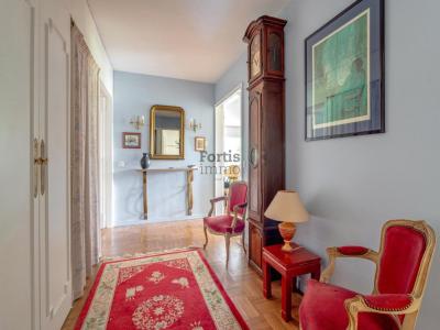 For sale Chesnay 6 rooms 161 m2 Yvelines (78150) photo 2