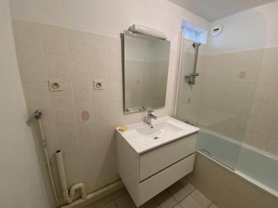 For rent Sables-d'olonne 3 rooms 50 m2 Vendee (85100) photo 3