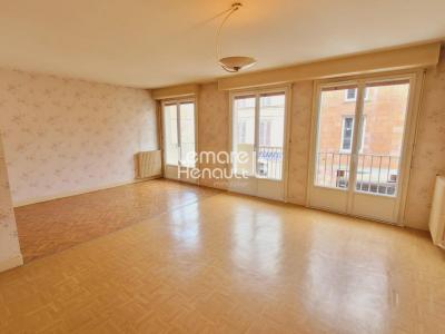 For sale Dreux 4 rooms 74 m2 Eure et loir (28100) photo 0