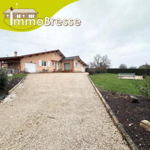 For sale Montrevel-en-bresse 5 rooms 112 m2 Ain (01340) photo 0