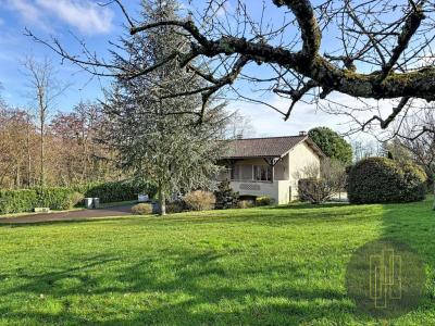 For sale Jarnioux 5 rooms 122 m2 Rhone (69640) photo 0