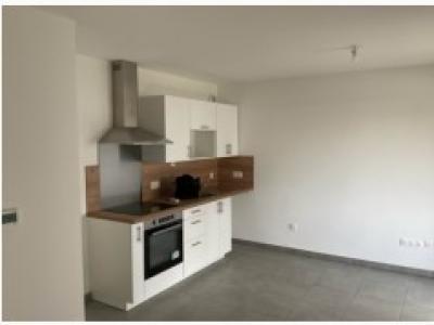 For rent Bezannes 2 rooms 41 m2 Marne (51430) photo 2
