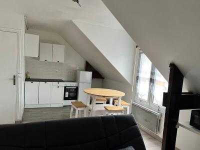 For rent Arpajon 1 room 27 m2 Essonne (91290) photo 0