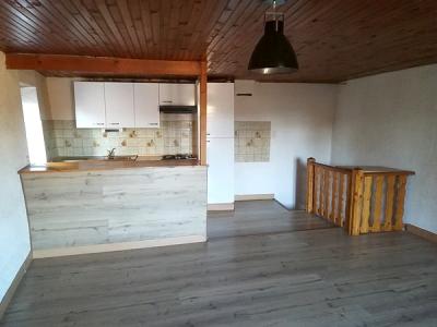 Louer Appartement 62 m2 Mezel