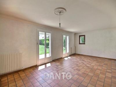 For sale Guerande 6 rooms 115 m2 Loire atlantique (44350) photo 2
