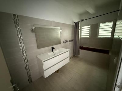 Louer Maison Sainte-marie 2225 euros