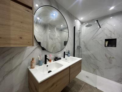 For sale Marseille-3eme-arrondissement 3 rooms 63 m2 Bouches du Rhone (13003) photo 4