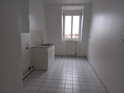 For sale Vitry-le-francois 3 rooms 69 m2 Marne (51300) photo 4