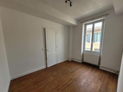 For rent Saint-macaire 4 rooms 110 m2 Gironde (33490) photo 0