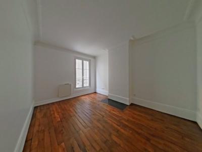 Louer Appartement Paris-18eme-arrondissement 1583 euros