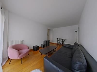 Louer Appartement 45 m2 Paris-12eme-arrondissement