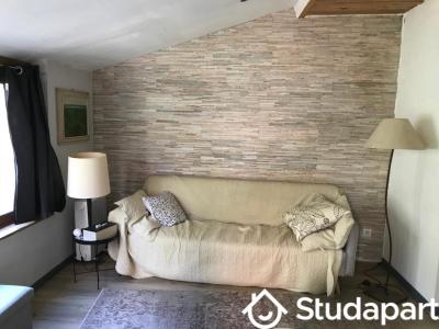 Louer Appartement 12 m2 Corbeil-essonnes