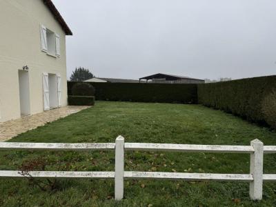 Acheter Maison 112 m2 Leignes-sur-fontaine
