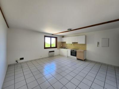 For sale 2 rooms 41 m2 Ain (01170) photo 1