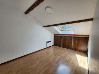 For sale 2 rooms 41 m2 Ain (01170) photo 3