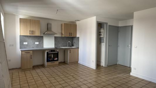 For sale GARE SNCF, CENTRE VILLE 2 rooms 35 m2 Allier (03200) photo 0