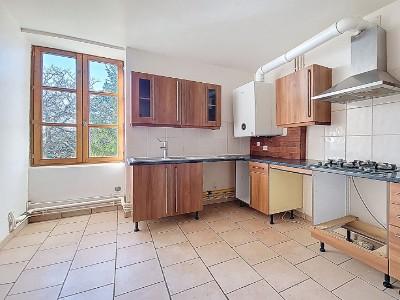 For rent Montagny 7 rooms 146 m2 Rhone (69700) photo 2