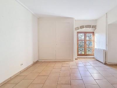 For rent Montagny 7 rooms 146 m2 Rhone (69700) photo 3