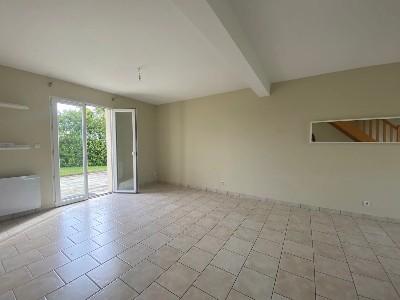 For rent Varrains 5 rooms 84 m2 Maine et loire (49400) photo 2