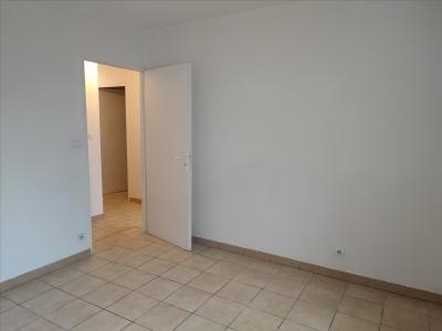 Louer Appartement 63 m2 Hussigny-godbrange