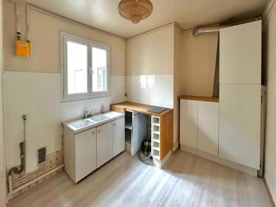 For sale Paris-3eme-arrondissement 2 rooms 46 m2 Paris (75003) photo 3