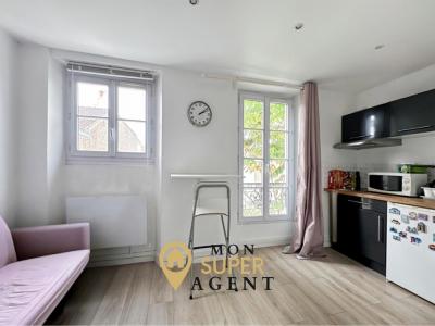 For rent Melun 1 room 19 m2 Seine et marne (77000) photo 0