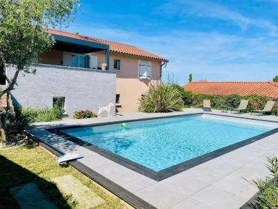 For sale Feyzin 6 rooms 236 m2 Rhone (69320) photo 3