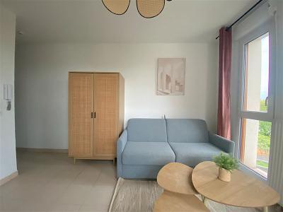 For rent Cenon 1 room 22 m2 Gironde (33150) photo 2