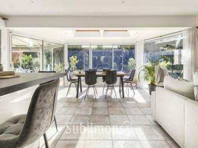 For sale Noyalo 10 rooms 262 m2 Morbihan (56450) photo 1