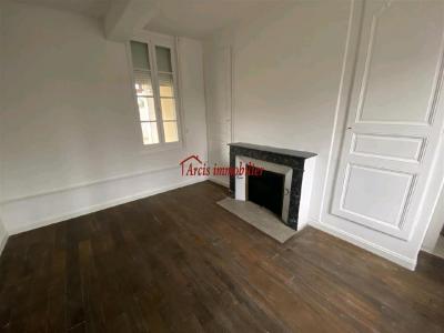 For rent Arcis-sur-aube Arcis sur Aube 6 rooms 143 m2 Aube (10700) photo 2