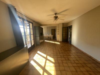 For sale LES CAUVELLES 4 rooms 103 m2 Bouches du Rhone (13190) photo 3